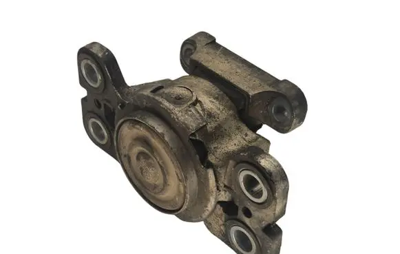 Volvo V70 Engine mount bracket 6G927M121NF12