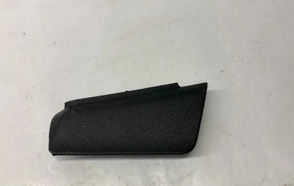 Ford Mustang VI Dashboard glove box trim FR3B63044F46A
