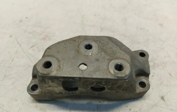Cupra Formentor Gearbox mounting bracket 3Q0199117A