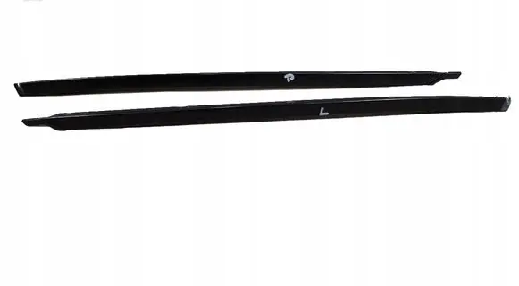 BMW 1 E82 E88 Windshield trim