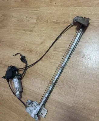 Renault Espace II Front door window regulator with motor 9030127 6025100087