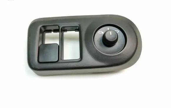 Wing mirror switch