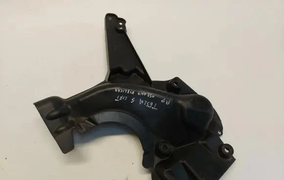 Fender foam support/seal
