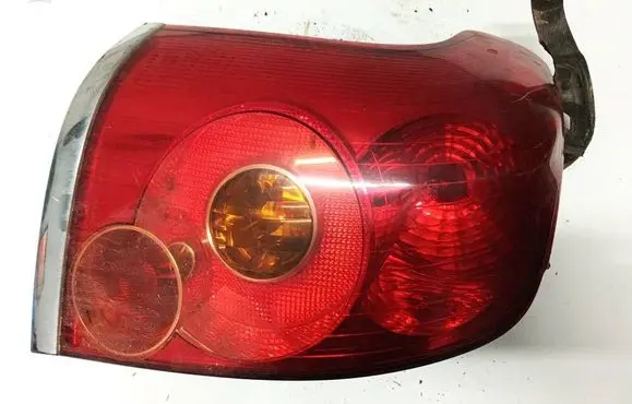 Toyota Avensis T250 Rear/tail lights 