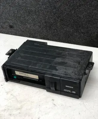 Renault Laguna II CD/DVD changer 8200033794