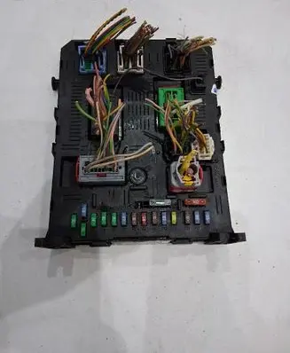 Citroen C4 Grand Picasso Comfort/convenience module 9663510180
