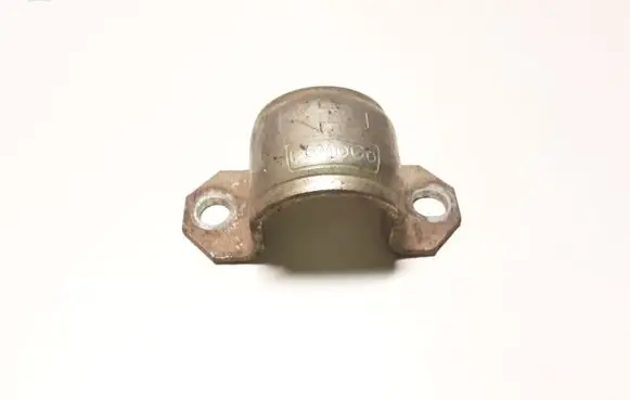 Mazda CX-7 Sway bar bush bracket, front 