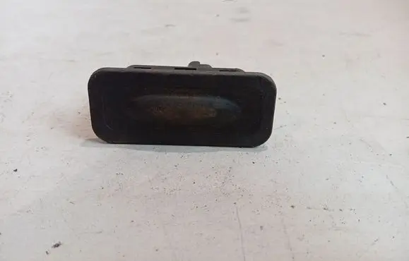 Renault Scenic II - Grand scenic II Tailgate opening switch 