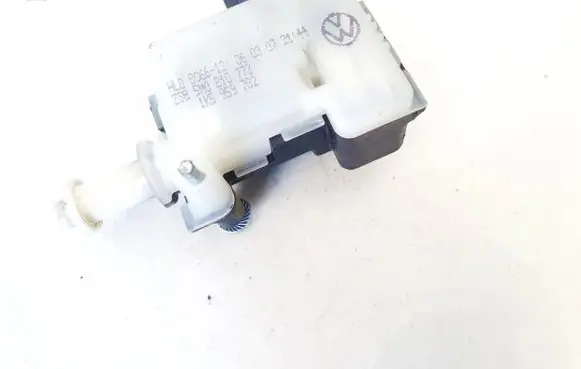 Volkswagen Golf Plus Central locking motor 1k5959782