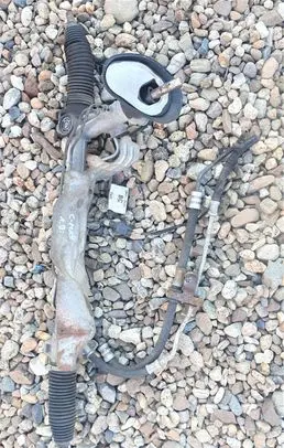 Ford Focus C-MAX Steering rack 3M513A500AK