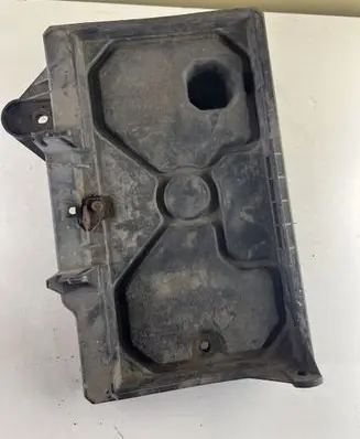 Battery tray