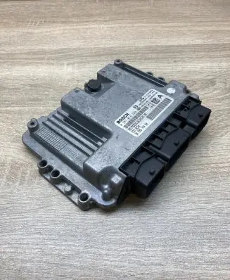Peugeot 3008 I Engine control unit/module ECU 9665674480 0281014729