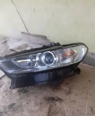 Ford Mondeo MK V Headlight/headlamp DS73-13W030-FB