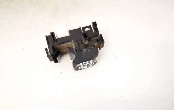 Toyota Urban Cruiser (XP110) Electric window control switch 192829