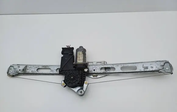 Mercedes-Benz A W168 Front door window regulator with motor 0130821699 1688201142