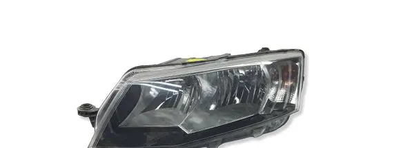 Skoda Octavia Mk3 (5E) Headlight/headlamp 5E1941015 030127220100 LE11A6275