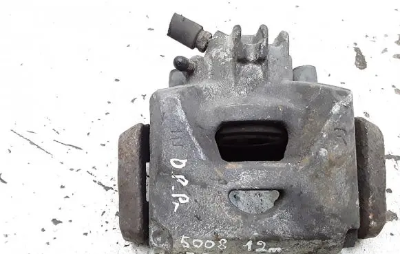 Peugeot 5008 Front brake caliper