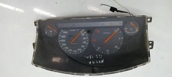 Mazda 323 Speedometer (instrument cluster) GL84C