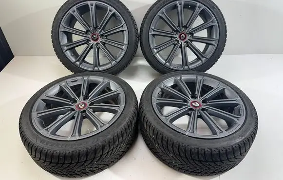 Renault Megane IV R18 alloy rim 