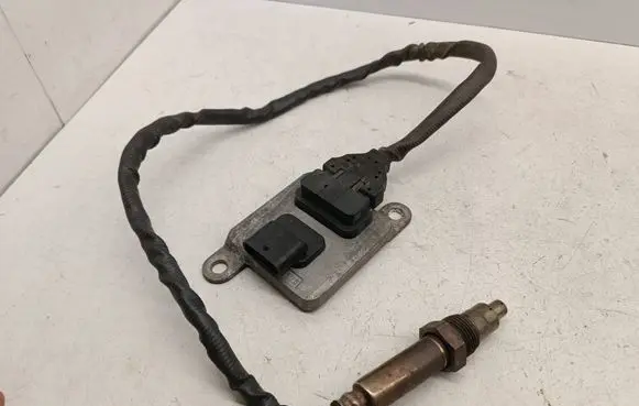 Mercedes-Benz C W205 Lambda probe sensor A0009053503 0009053503 5WK96682D