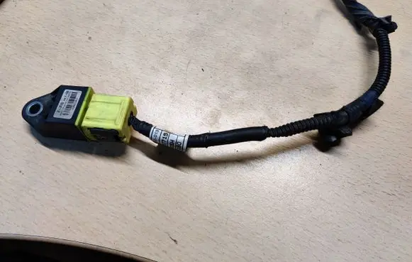 Hyundai i40 Airbag deployment crash/impact sensor 959203Z100