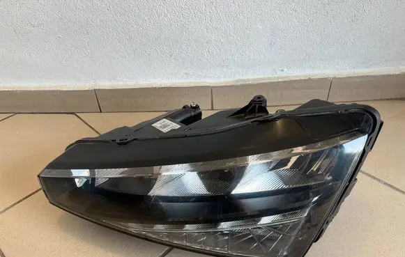 Skoda Scala Headlight/headlamp 657941015