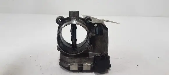 Volvo V70 Throttle valve 8692720 0281002701