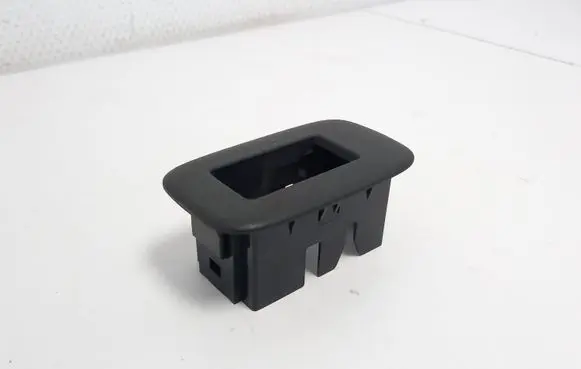 Toyota Auris 150 Electric window control switch 8465612170