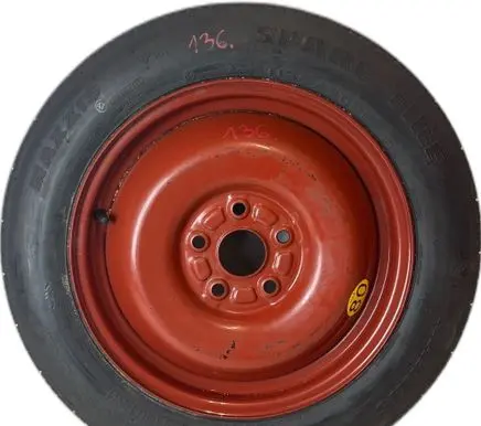 Suzuki SX4 R20 spare wheel