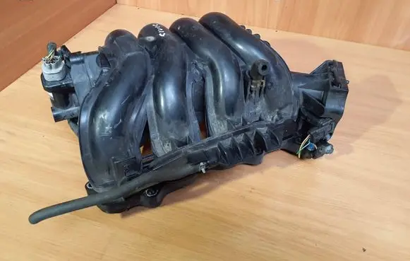 Honda Civic Intake manifold 012010-6010 AA0A7417