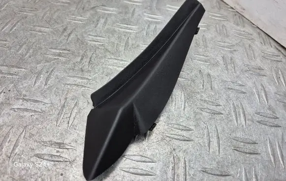 Mazda 3 III Windshield trim BHN951PC1