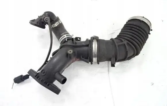 Renault Clio IV Air intake hose/pipe 165763328R