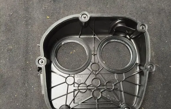 Volkswagen Golf VII Timing chain cover 06k103269f