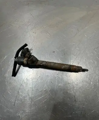 Mercedes-Benz C W203 Fuel injector 0445110121