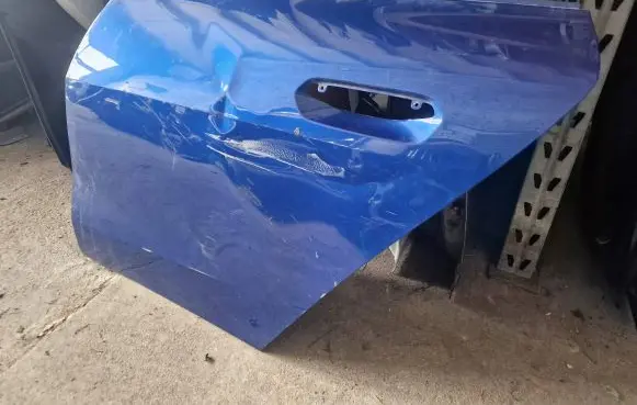 BMW i4 Rear door