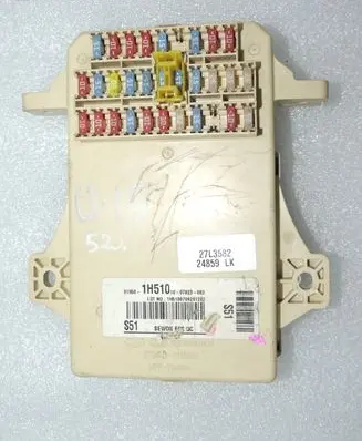 KIA Ceed Fuse box set 919501H510