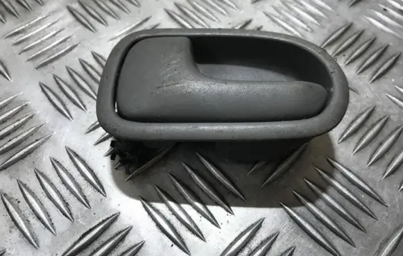 Mazda 323 Rear door interior handle dh221