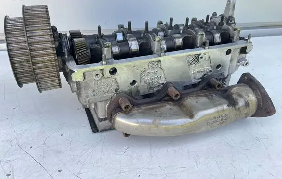 Audi A6 S6 C5 4B Engine head BCZ
