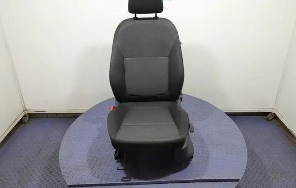Skoda Fabia Mk3 (NJ) Front driver seat