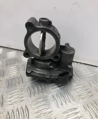 BMW 3 F30 F35 F31 Engine shut-off valve 10378517 7810752 1354