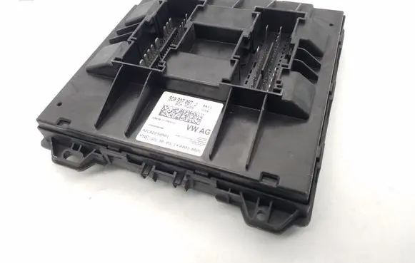 Volkswagen Jetta VI Comfort/convenience module 5C0937087J A2C82290801