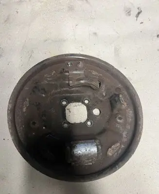 Peugeot 1007 Rear brake disc plate dust cover 