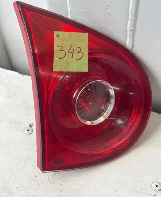 Volkswagen Golf V Tailgate rear/tail lights 1K6945093E 20112C06 028500102