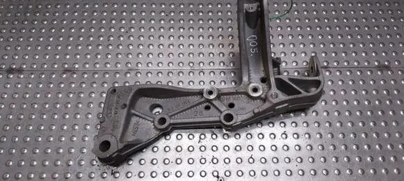 Volkswagen Golf V Front control arm 1K0199295E