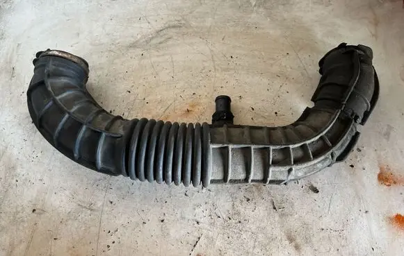 Ford Transit Custom Turbo air intake inlet pipe/hose CC119C623CG