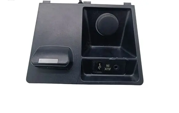BMW X5 E70 AUX in-socket connector 51169115084