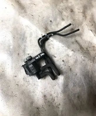 Audi Q3 8U Turbo solenoid valve 2k0906283a