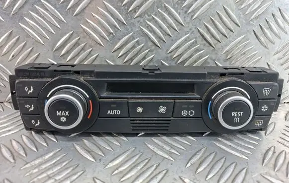 BMW 1 E81 E87 Climate control unit 9162983