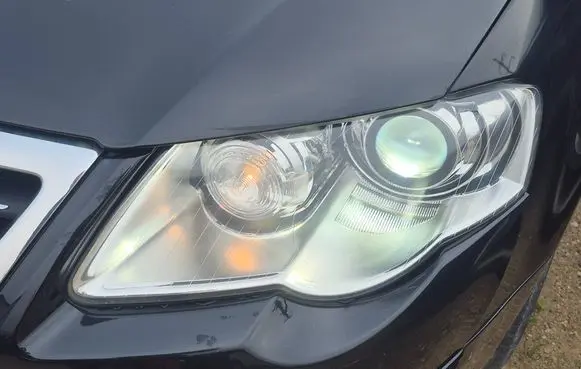 Headlight/headlamp
