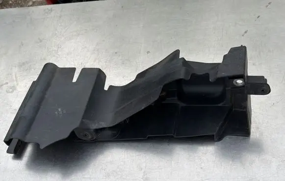 Mercedes-Benz Sprinter W906 Side radiator support slam panel A9068890131